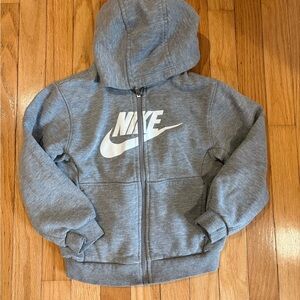 Nike Kids Gray Zip-Up Hoodie, size 5-6 years